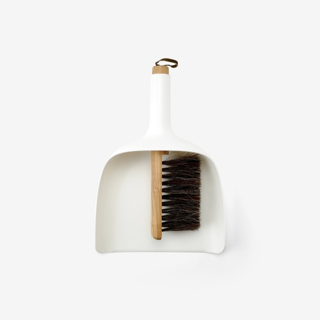 Dustpan and brush N1